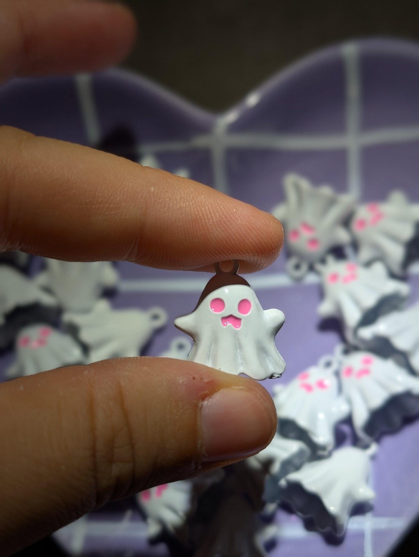 Ghost pendant (5 pack)