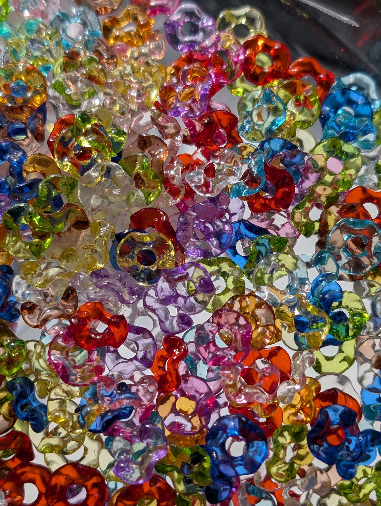 Clear wavy acrylic spacer (10g)