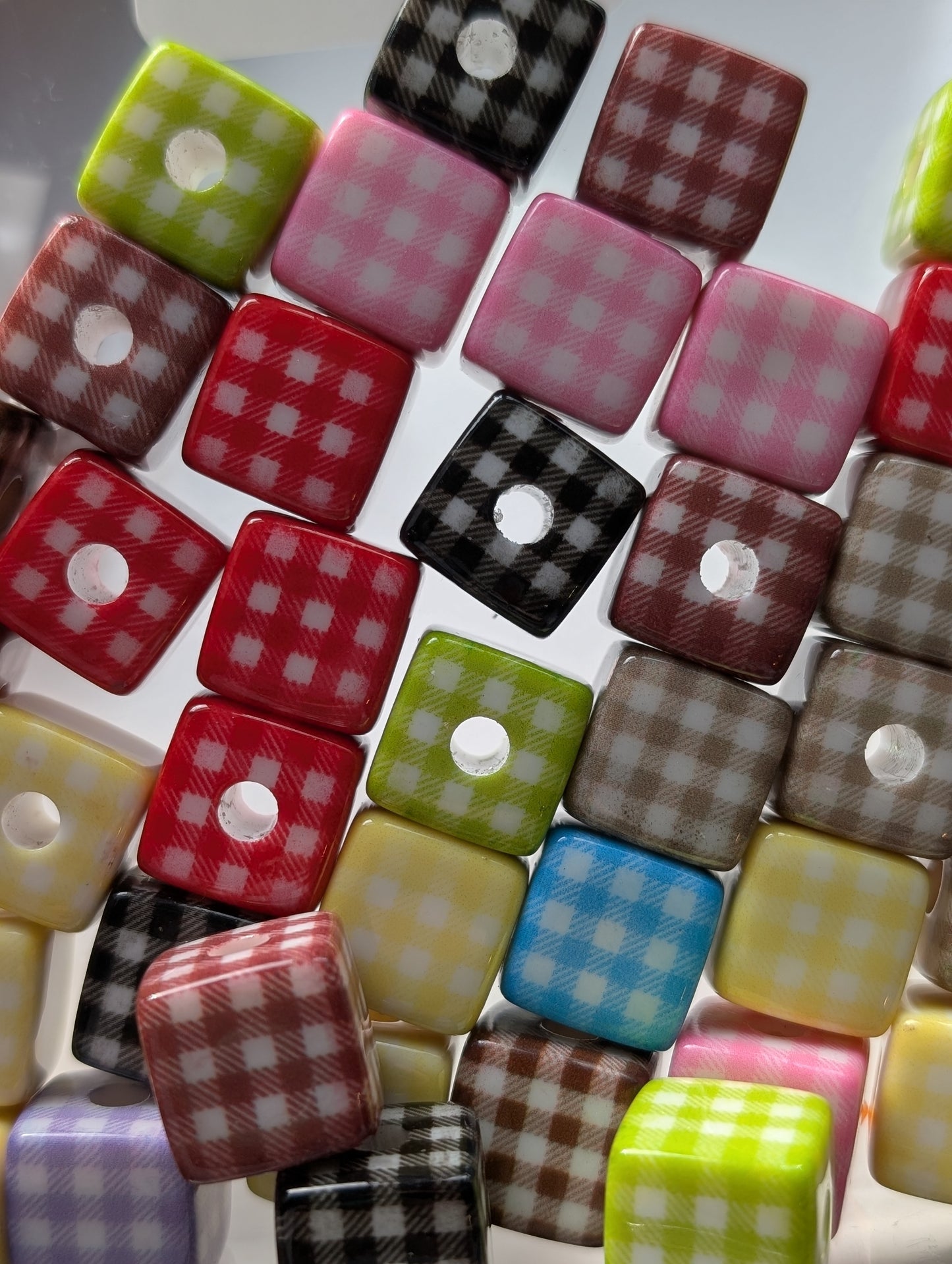 Colourful cube beads 10 pack