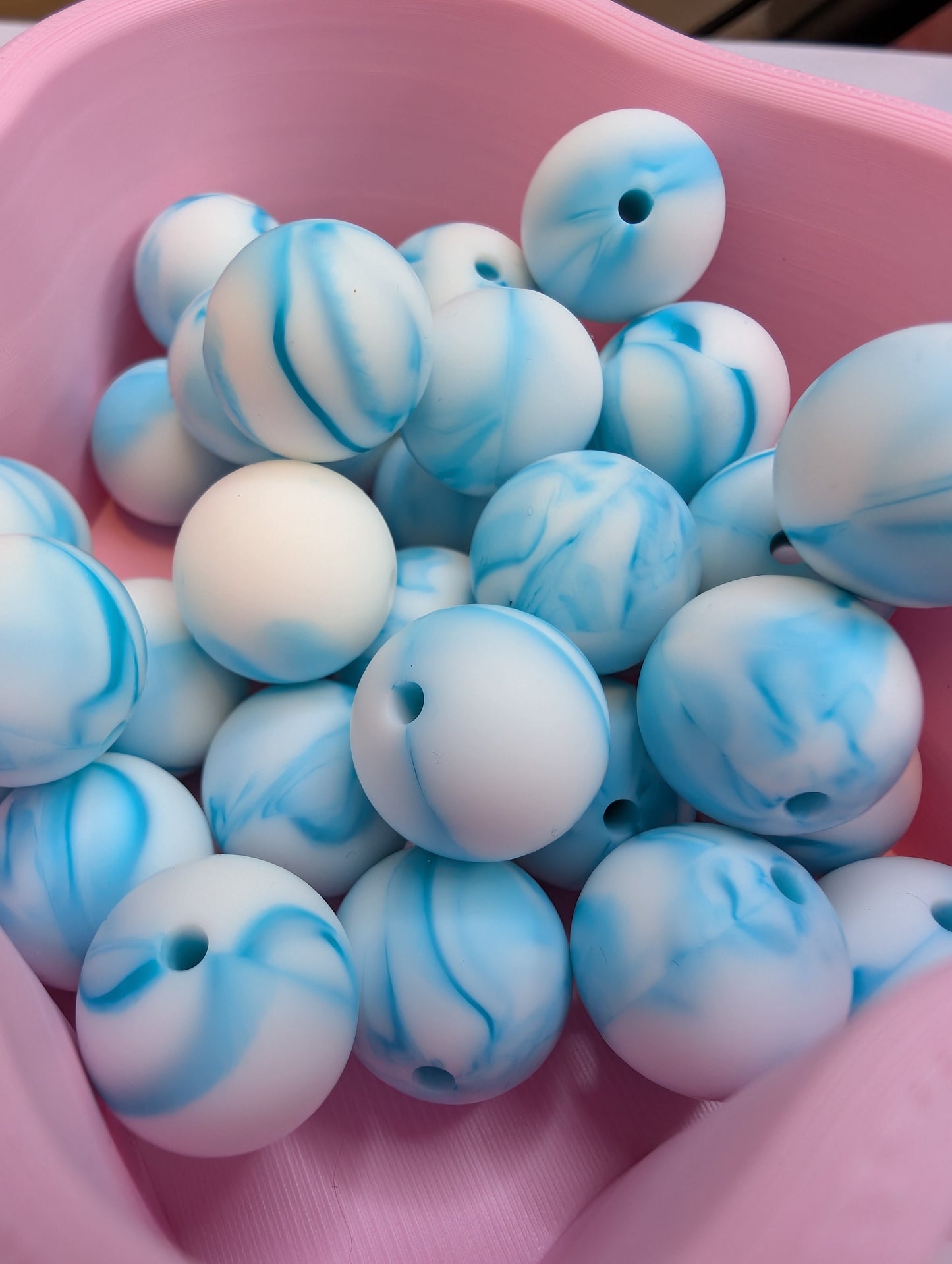15mm solid colour silicone beads