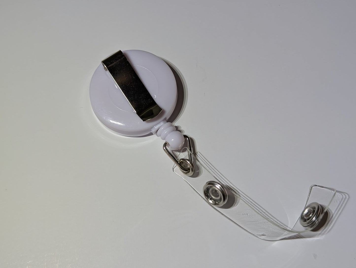 Badge reel -white