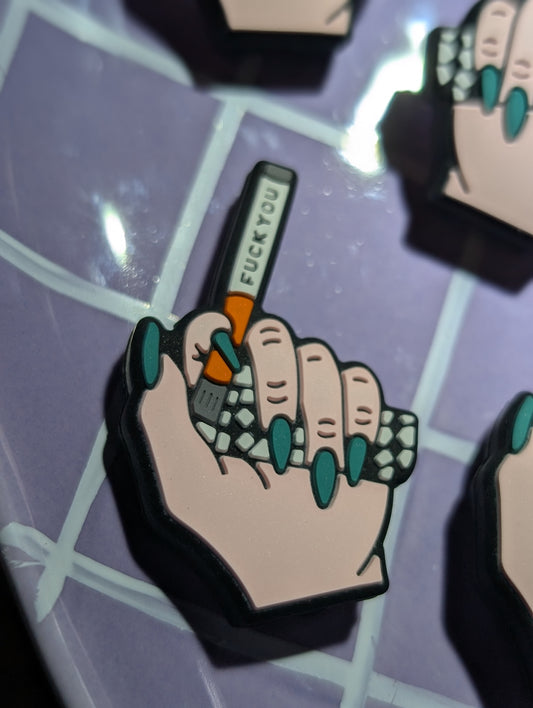 Hand cigarette 2D focal #037