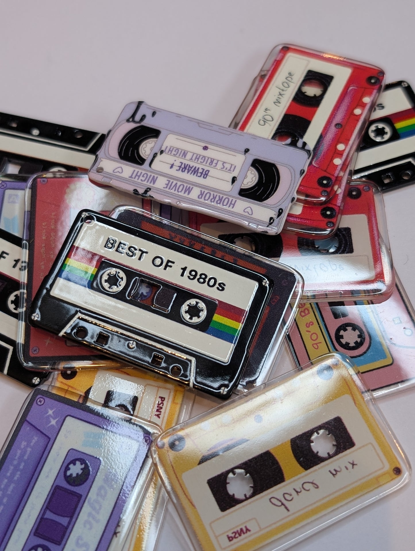 Pack of 4 cassette style acrylics