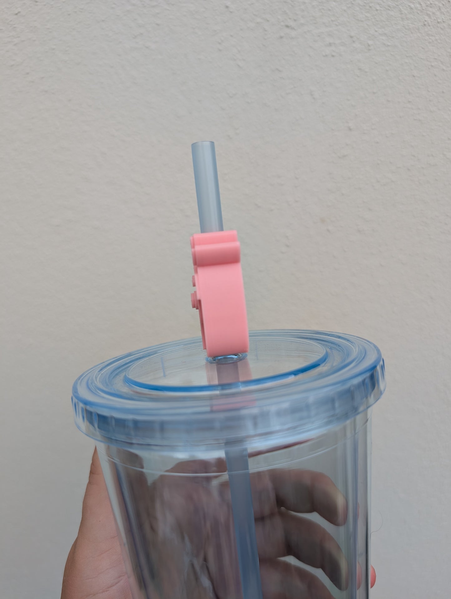 Straw topper - squish mellow cow