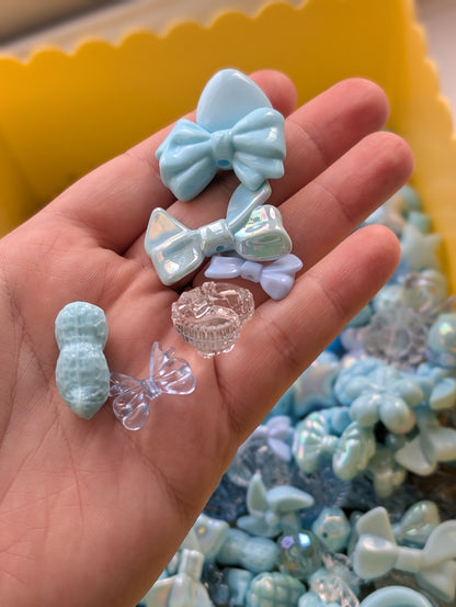 Blue acrylic beads mix