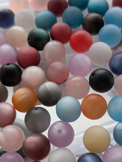 10x Matte colourful 16mm beads