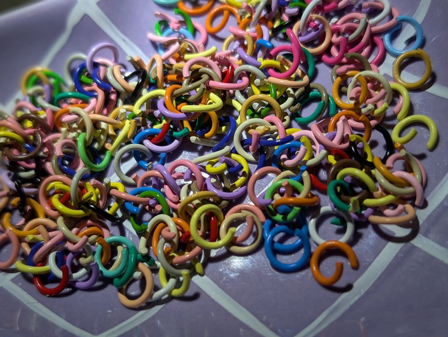 Colourful jump rings - small